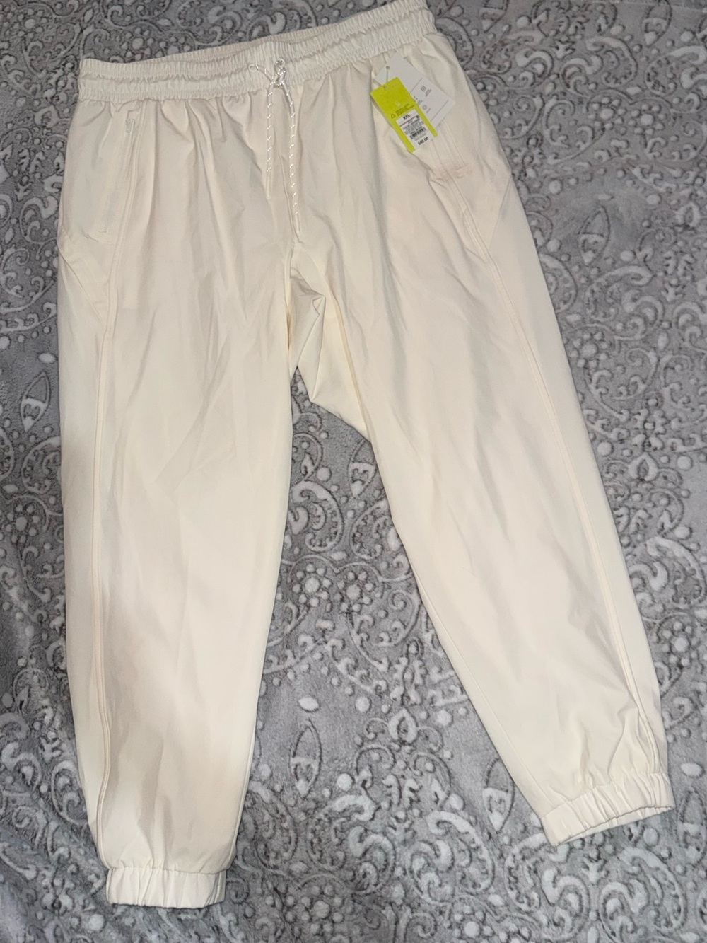 All in Motion Women’s XXL Cream Performance Jogger Pants NWT $40